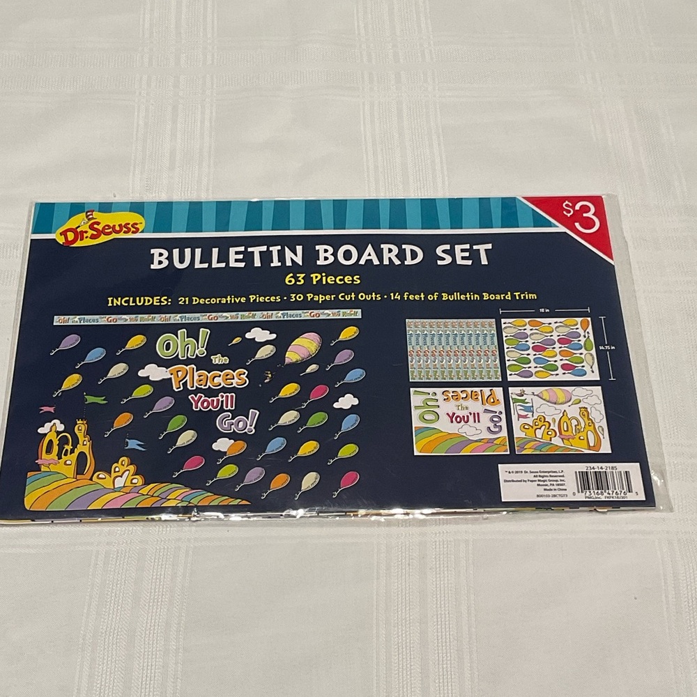 Dr. Seuss Oh! The Places You'll Go Bulletin Board Set - Blue, Yellow, Red - Picture 1 of 3